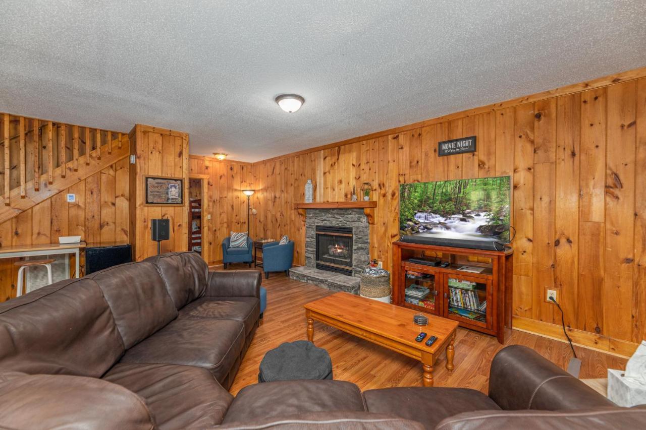 Firefly Hollow Cabin - Smoky Mountains - Soaky Mountain Water Park - Sevierville Convention Center Pigeon Forge Exteriör bild